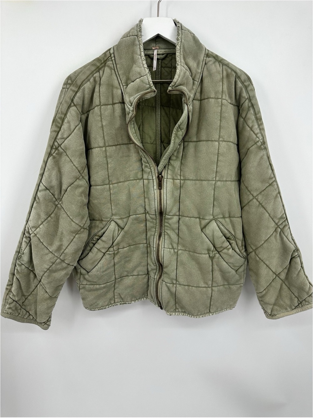 Free People Green Quilted Boho Bomber Jacket Distressed Size Medium